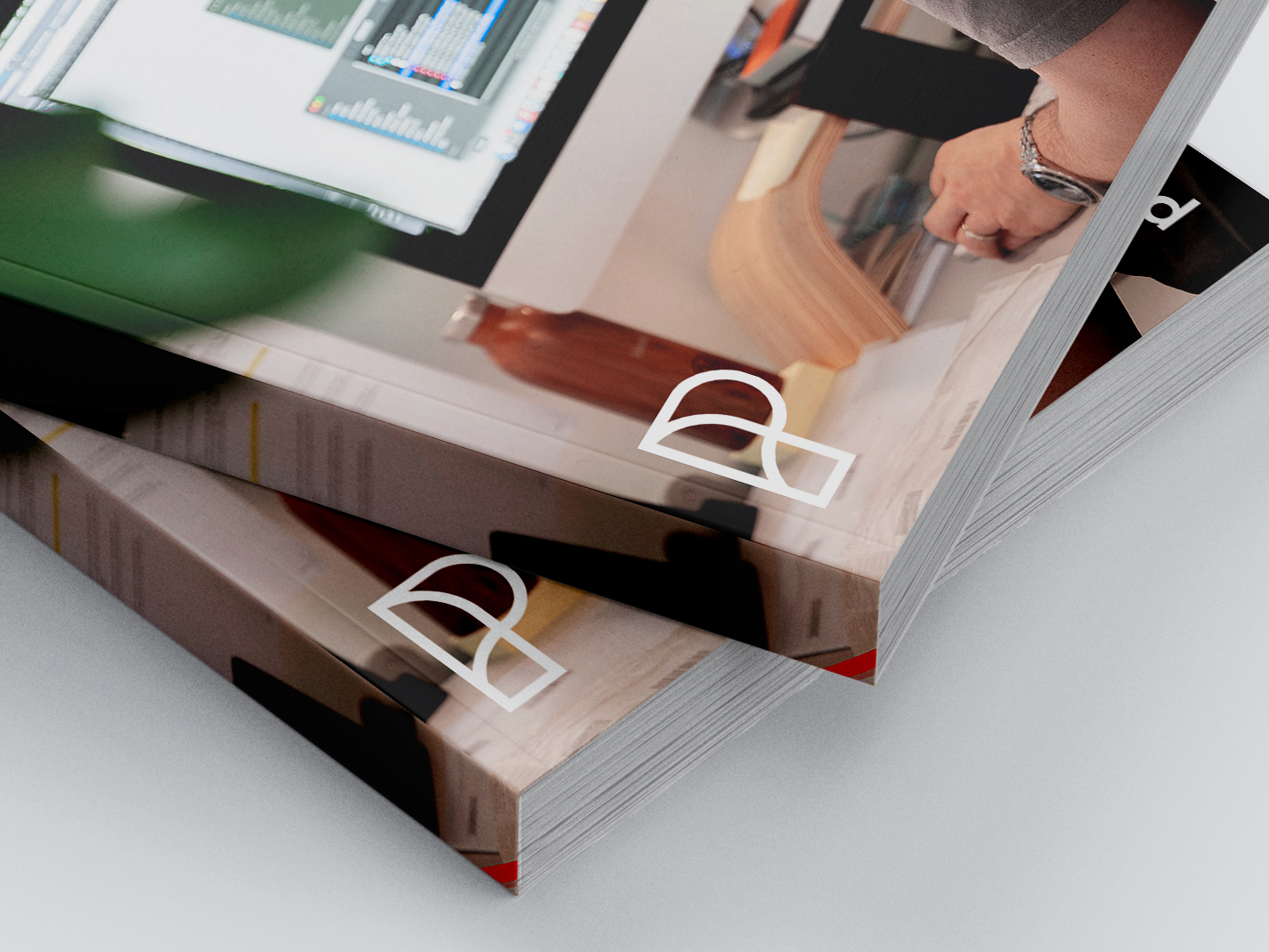 PCL brochure dos carrée cousu